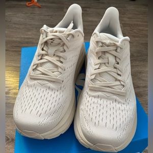 Hoka Clifton 8 - Eggnog/Shifting Sands